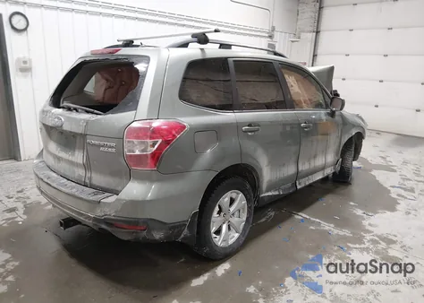 2015 Subaru Forester 2.5I Premium z USA, uszkodzony, nr VIN JF2SJADC0FH443485